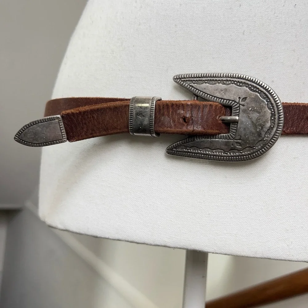 Vintage Banana Republic Safari Brown Leather Belt‎ Western Buckle Size 28